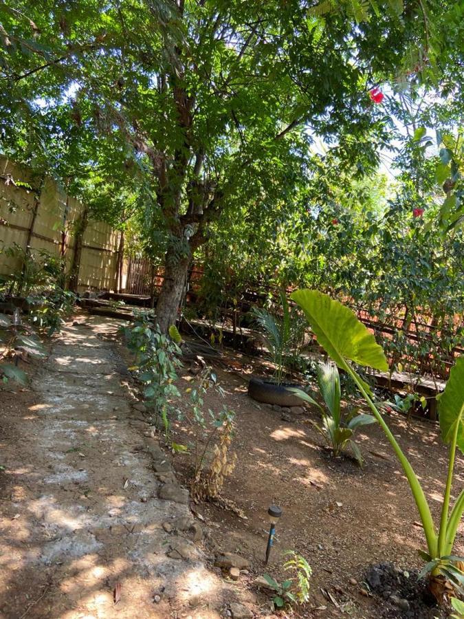 Апартаменты Casa De Marcelino - Hospedagem Domiciliar Em Фернанду-ди-Норонья Экстерьер фото